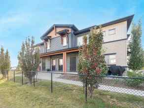 Row/Townhouse Baysprings homes