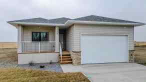 Detached Raymond homes