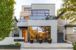 Detached West Hillhurst homes