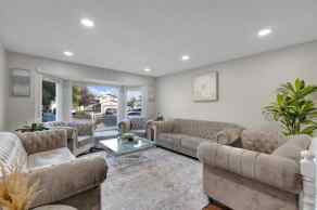 Detached Temple homes