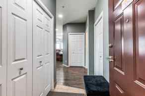 Apartment Redcliff homes