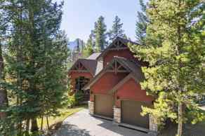 Detached Canmore homes