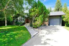 Detached Grandview homes