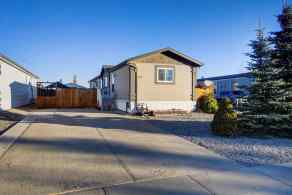 Detached Claresholm homes