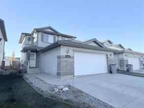 Detached Riverstone homes