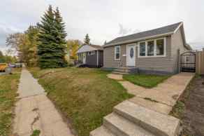 Detached Lloydminster homes