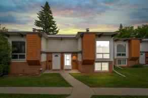 Row/Townhouse Pineridge homes