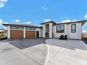 Detached Medicine Hat homes