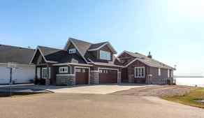 Detached Rural Camrose County homes