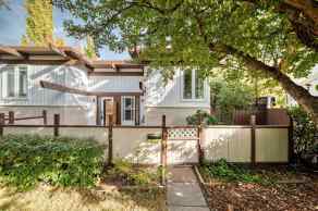 Semi Detached (Half Duplex) Blackfoot Mobile Park homes