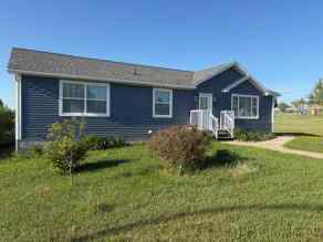 Detached Hardisty homes