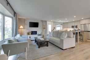 Detached Acadia homes