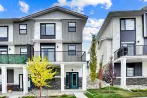 Row/Townhouse Crestmont homes