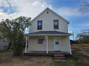Detached Sedgewick homes