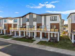 Row/Townhouse Wentworth homes