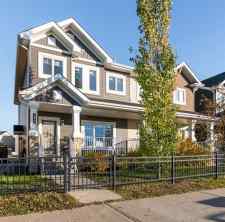 Semi Detached (Half Duplex) Parsons North homes
