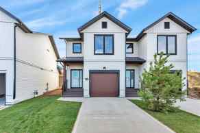 Full Duplex Sylvan Lake homes