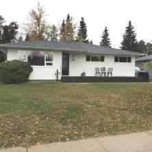 Detached Whitecourt homes