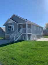  Fort Macleod homes