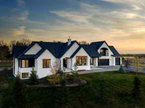 Detached Rural Foothills County homes