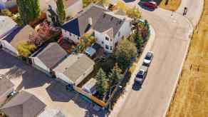 Detached Arbour Lake homes