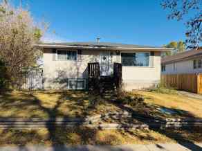 Detached Central Ponoka homes