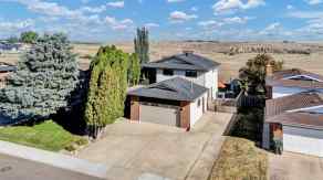 Detached Ross Glen homes