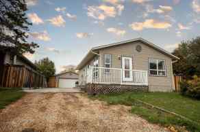 Detached Country Club Estates homes