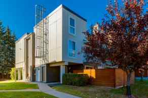 Row/Townhouse Canyon Meadows Estates homes