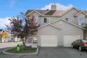 Row/Townhouse McKenzie Lake homes