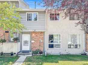 Row/Townhouse Ranchlands homes