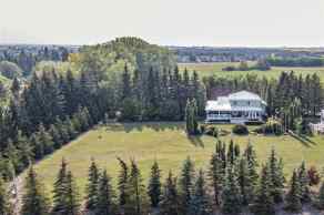 Detached Stettler homes
