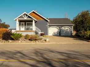 Detached Picture Butte homes