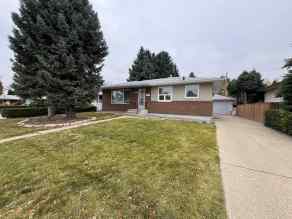 Detached Winston Churchill homes