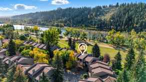 Row/Townhouse Point McKay homes