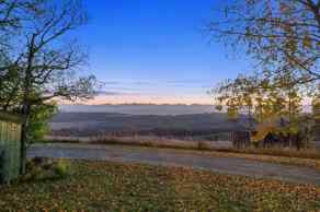 Detached Rural Foothills County homes