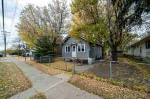 Detached Medicine Hat homes