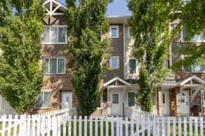 Row/Townhouse Chesterview Estates homes