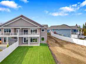 Semi Detached (Half Duplex) Sylvan Lake homes