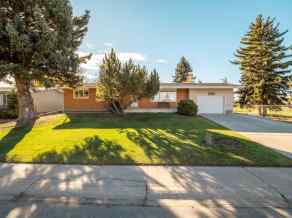 Detached Coaldale homes