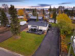 Detached Gregoire Lake homes