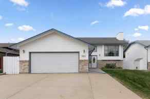 Detached SE Southridge homes