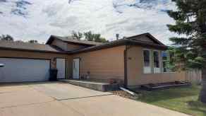Detached Drumheller homes