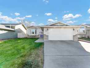 Detached Northeast Crescent Heights homes