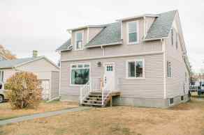 Detached Stettler homes