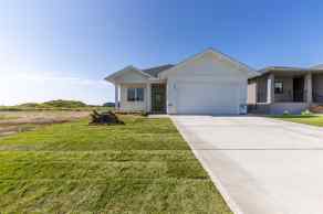 Detached Raymond homes