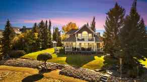 Detached Sylvan Lake homes