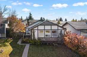 Detached Airdrie Meadows homes