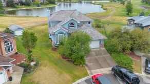 Detached Lakeside Greens homes