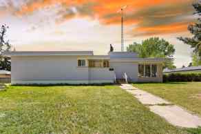 Detached Beiseker homes